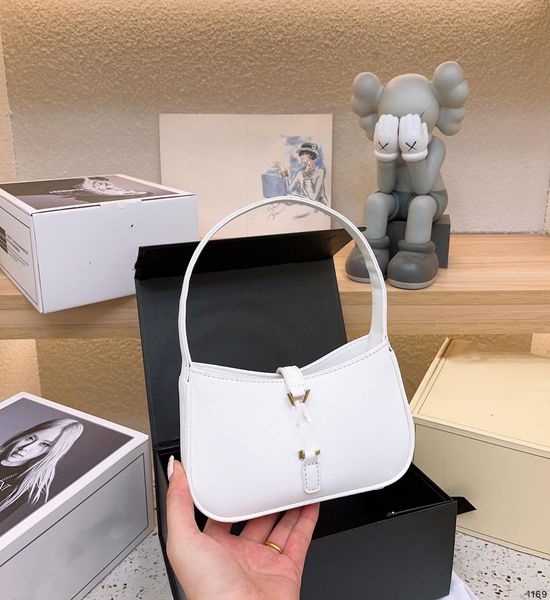 new designer fashion shoulder bag women's bag underarm bag handbag designer fashion trend models y
new designer fashion shoulder bag women's bag underarm bag handbag designer fashion trend models y