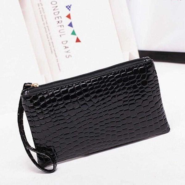bag mini womens simple all match welfare crocodile pattern clutch mobile phone coin purse wholesale, Red;black
bag mini womens simple all match welfare crocodile pattern clutch mobile phone coin purse wholesale, Red;black