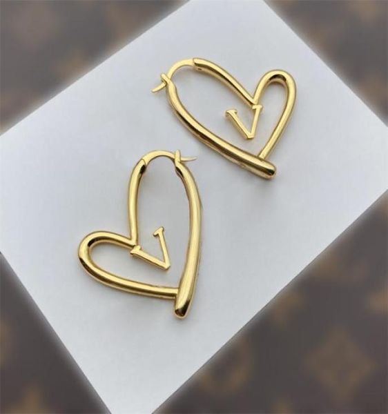 womens love earrings designer heart earrings letter v ear stud gold earring fashion luxury jewelry party gift2176517, Silver
womens love earrings designer heart earrings letter v ear stud gold earring fashion luxury jewelry party gift2176517, Silver