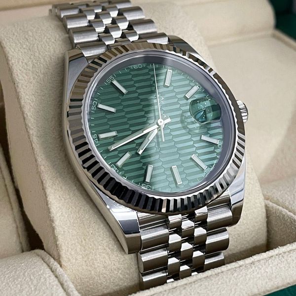 new watch strap luxury wristwatch 41mm green motif dial stainless jubilee fluted bezel ref 126334 movement 904l automatic mens bracelet wate, Slivery;golden
new watch strap luxury wristwatch 41mm green motif dial stainless jubilee fluted bezel ref 126334 movement 904l automatic mens bracelet wate, Slivery;golden