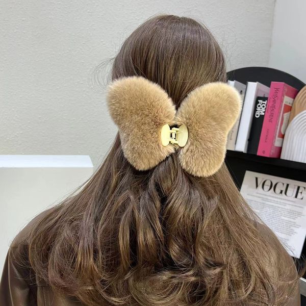 cute women girls real rabbit fur hair clip hair claw hair pin bobby pin hairball, Silver
cute women girls real rabbit fur hair clip hair claw hair pin bobby pin hairball, Silver