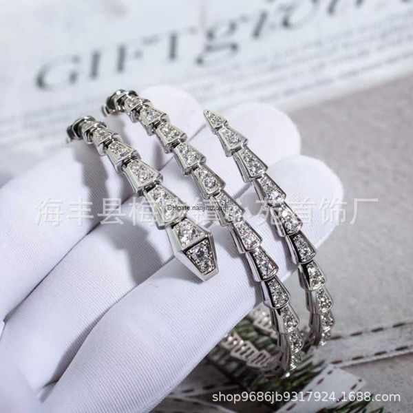 designer luxury belgary brand full diamond bone plated in pure silver with 18k rose gold three multiple circles shaped small design snake he, Golden;silver
designer luxury belgary brand full diamond bone plated in pure silver with 18k rose gold three multiple circles shaped small design snake he, Golden;silver