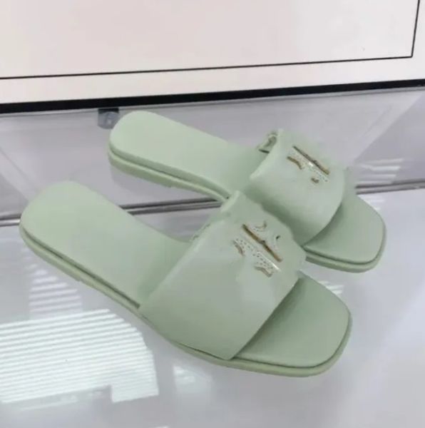 fashion summer sandals rivets big bowknot flip flops beach sandalias femininas flat jelly new woman designer sandals, Black
fashion summer sandals rivets big bowknot flip flops beach sandalias femininas flat jelly new woman designer sandals, Black