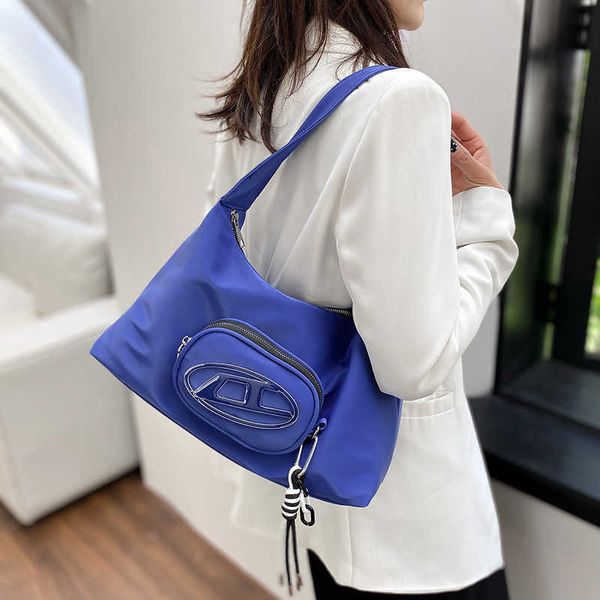 high underarm 2023 suitcase quality nylon oxford and for women bag dinner new one shoulder handbag with fashionable stripes commuting
high underarm 2023 suitcase quality nylon oxford and for women bag dinner new one shoulder handbag with fashionable stripes commuting