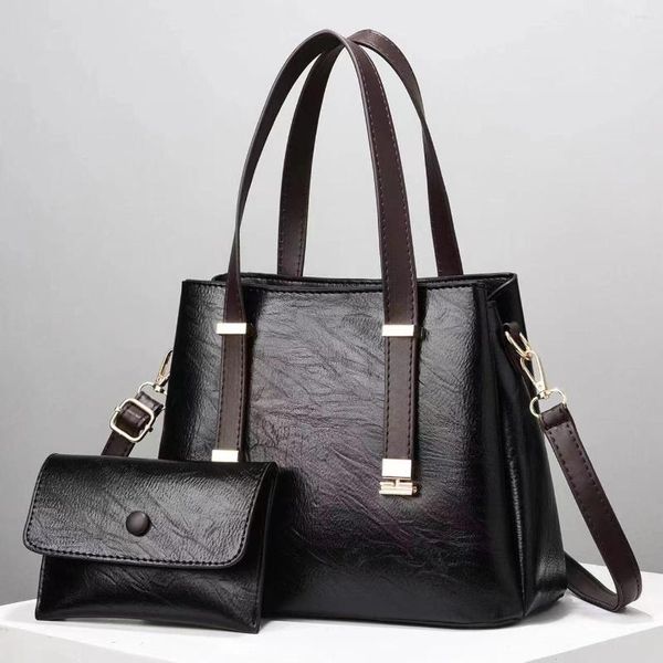 shoulder bags luxury handbags ladies designer large-capacity casual retro leather messenger bag
shoulder bags luxury handbags ladies designer large-capacity casual retro leather messenger bag
