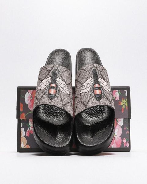 2022 with box mens slides women slippers fashion luxurys floral slipper leather rubber flats sandals summer beach shoes loafers ge7103993, Black
2022 with box mens slides women slippers fashion luxurys floral slipper leather rubber flats sandals summer beach shoes loafers ge7103993, Black