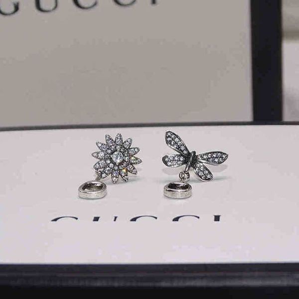 2023 new designer jewelry bracelet necklace ring 925 daisy asymmetric inlaid with stone earrings temperament trend webcast, Golden
2023 new designer jewelry bracelet necklace ring 925 daisy asymmetric inlaid with stone earrings temperament trend webcast, Golden