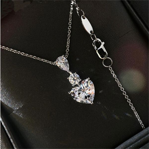charm heart cut 3ct zircon pendant 100% real silver color moissanite wedding pendants necklace for women choker jewelry
charm heart cut 3ct zircon pendant 100% real silver color moissanite wedding pendants necklace for women choker jewelry