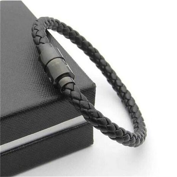 european and american fashion men's stainless steel woven leather bracelet with titanium steel magnetic buckle ae807, Golden;silver
european and american fashion men's stainless steel woven leather bracelet with titanium steel magnetic buckle ae807, Golden;silver