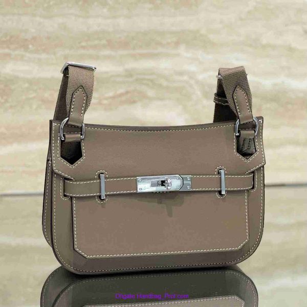 8a quality original hemrres j ypsiere tote bag for sale 2023 spring summer new genuine leather womens bag mini gypsy saddle fashion commuter
8a quality original hemrres j ypsiere tote bag for sale 2023 spring summer new genuine leather womens bag mini gypsy saddle fashion commuter