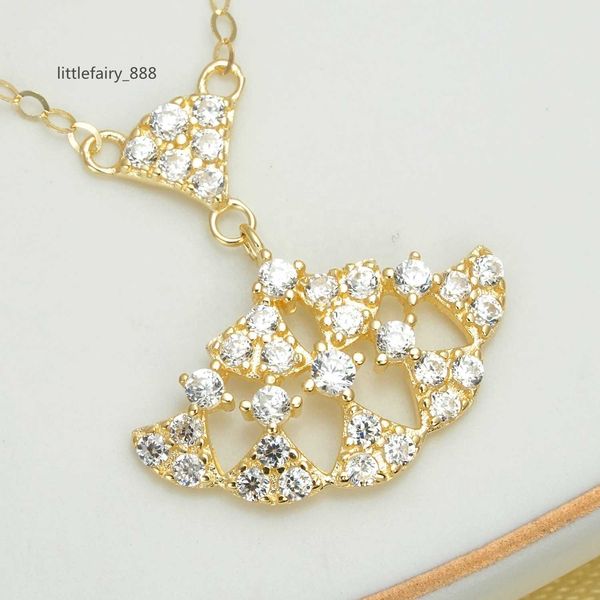 private custom mossan diamond small skirt stitching pendant 18k9k21k gold full diamond fan vintage clavicular pendant necklace, Silver
private custom mossan diamond small skirt stitching pendant 18k9k21k gold full diamond fan vintage clavicular pendant necklace, Silver