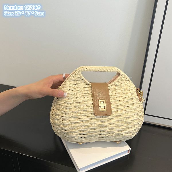factory wholesale ladies shoulder bags 2 color stereotypes woven mobile phone coin purse summer holiday straw beach bag popular belt decorat
factory wholesale ladies shoulder bags 2 color stereotypes woven mobile phone coin purse summer holiday straw beach bag popular belt decorat