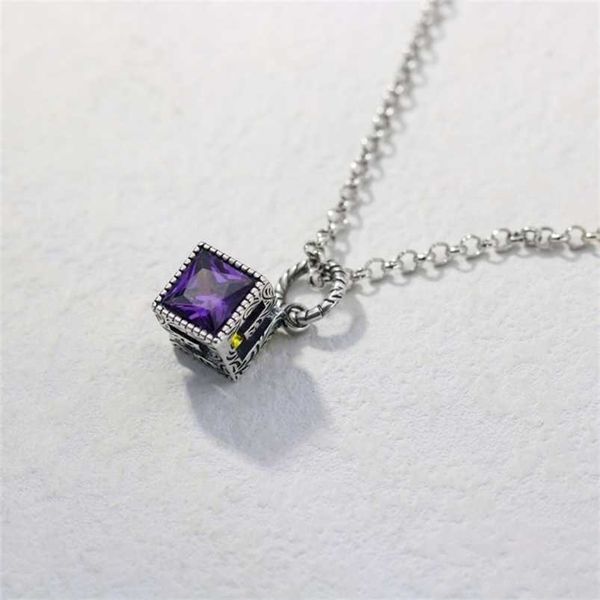 2023 new designer jewelry bracelet necklace ring antique carved hollow square pendant with double-sided inlaid zircon, Silver
2023 new designer jewelry bracelet necklace ring antique carved hollow square pendant with double-sided inlaid zircon, Silver