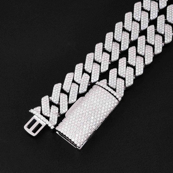 fashionable 925 sterling silver jewelry 2023 hip hop diamond fine moissanite necklace 925 sterling silver cuban chain
fashionable 925 sterling silver jewelry 2023 hip hop diamond fine moissanite necklace 925 sterling silver cuban chain