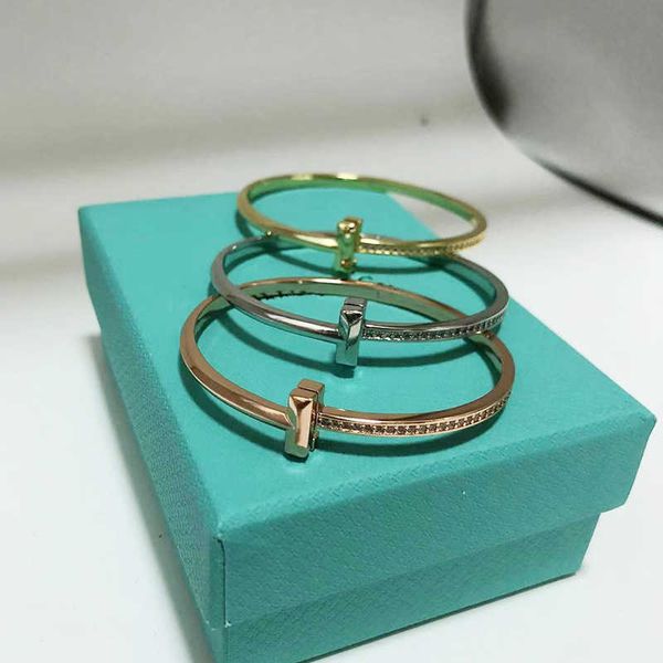 high version rose gold t1 bracelet set with diamonds tiffay double t half diamond narrow version gold advanced sense simple men's and w, Black
high version rose gold t1 bracelet set with diamonds tiffay double t half diamond narrow version gold advanced sense simple men's and w, Black