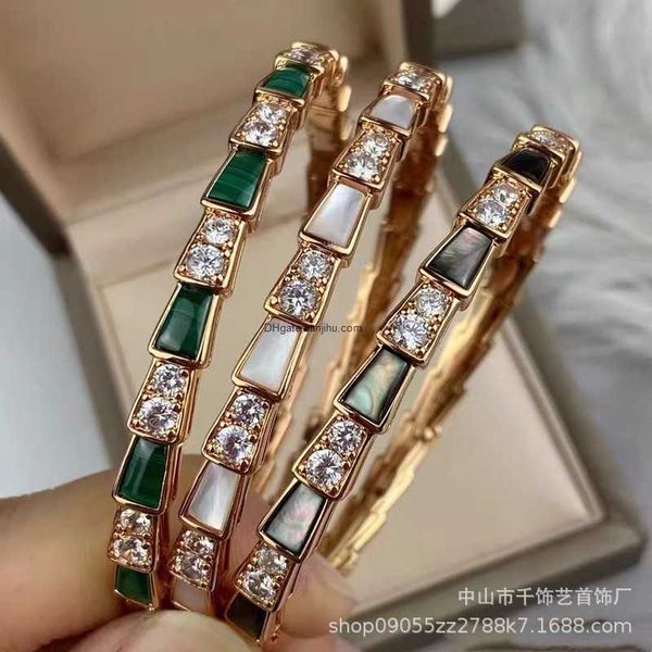 designer luxury belgary brand 2023 new white fritillaria snake bone bracelet rose gold full diamond serpent shape fine edition band design s, Golden;silver
designer luxury belgary brand 2023 new white fritillaria snake bone bracelet rose gold full diamond serpent shape fine edition band design s, Golden;silver