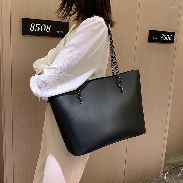 shoulder bags aluxury handle casual tote bag large capacity for women fashion travel chains pu leather handbag bolsa feminina
shoulder bags aluxury handle casual tote bag large capacity for women fashion travel chains pu leather handbag bolsa feminina