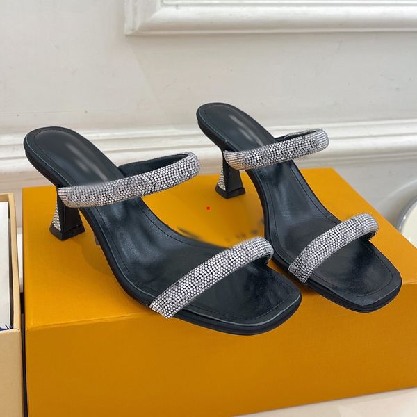 2023 fashion women slippers sandles classic flat home slipper shower room munich print sandals shoes woman flip flops luxury pantoufles sand, Black
2023 fashion women slippers sandles classic flat home slipper shower room munich print sandals shoes woman flip flops luxury pantoufles sand, Black
