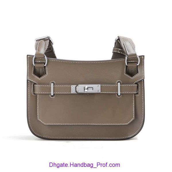 8a quality original hemrres j ypsiere tote bag for sale 2023 summer new woven wide shoulder strap single bag fashion trend youth underarm te
8a quality original hemrres j ypsiere tote bag for sale 2023 summer new woven wide shoulder strap single bag fashion trend youth underarm te