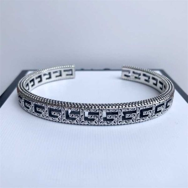 2023 new designer jewelry bracelet necklace ring square for men women refers to hollow enraved, Black
2023 new designer jewelry bracelet necklace ring square for men women refers to hollow enraved, Black