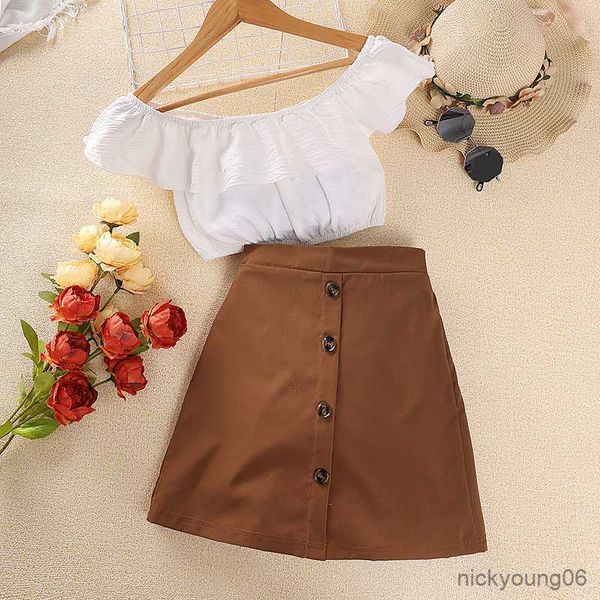 clothing sets new summer girls' white shoulder and brown half skirt fashion 
clothing sets new summer girls' white shoulder and brown half skirt fashion