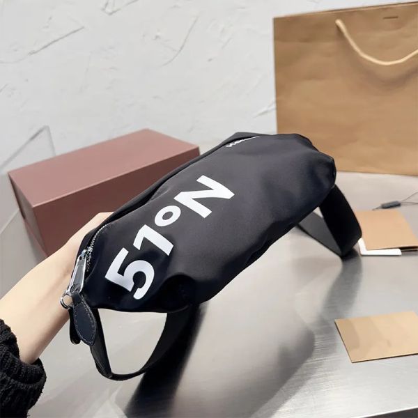 2023 new designers fanny packs luxurys waist bags leather solid color letter chains chain crossbody bags casual temperament versatile large
2023 new designers fanny packs luxurys waist bags leather solid color letter chains chain crossbody bags casual temperament versatile large