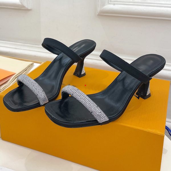 2023 fashion women brand sandals designer slippers flat flip flops crocodile skin slide ladies beach sandal summer with box -339, Black
2023 fashion women brand sandals designer slippers flat flip flops crocodile skin slide ladies beach sandal summer with box -339, Black