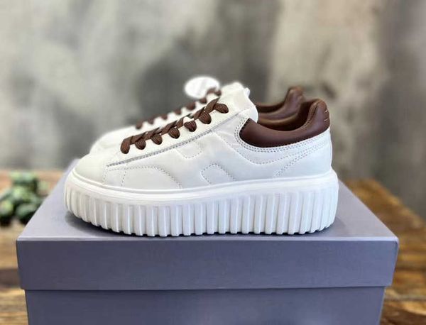 casual shoes designer sneakers lace up plate-forme h-stripes fashion trainer platform shoes white black mens womens luxury suede size 35-45
casual shoes designer sneakers lace up plate-forme h-stripes fashion trainer platform shoes white black mens womens luxury suede size 35-45