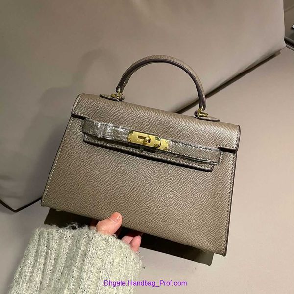 designer h home kelys tote bag online shop second generation mini new niche high end fashion small summer diagonal cross portable women'
designer h home kelys tote bag online shop second generation mini new niche high end fashion small summer diagonal cross portable women'