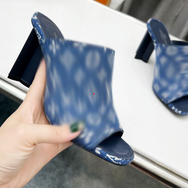 2023 fashion slippers foam runners designer slide for women shoes flip flops orange desert bone brown luxury sandals blue onyx glow green wo, Black
2023 fashion slippers foam runners designer slide for women shoes flip flops orange desert bone brown luxury sandals blue onyx glow green wo, Black