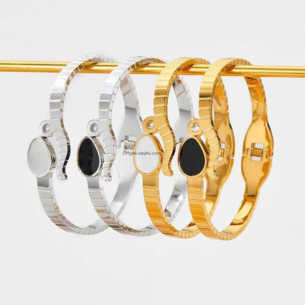 designer luxury belgary brand creative new style shell with diamond white fritillaria snake shape bracelet stainless steel spring buckle han, Black
designer luxury belgary brand creative new style shell with diamond white fritillaria snake shape bracelet stainless steel spring buckle han, Black