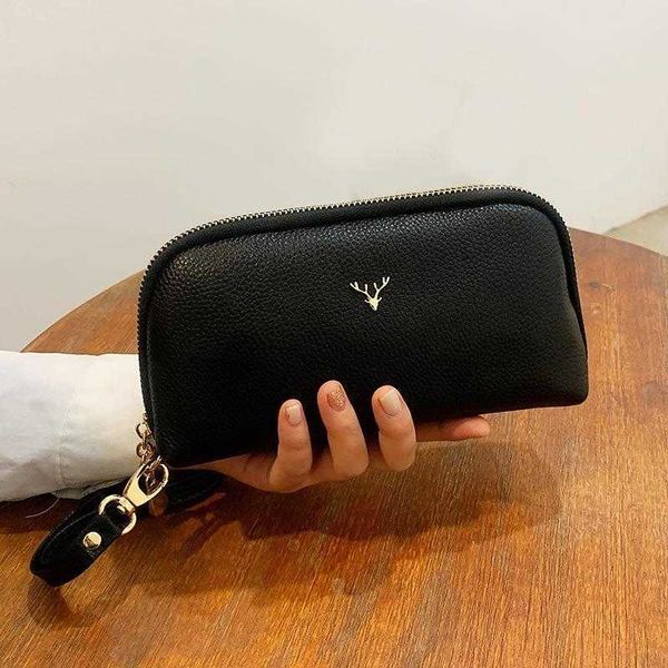 genuine leather hand held womens bag all match simple leisure mobile phone wholesale first layer cowhide coin purse, Red;black
genuine leather hand held womens bag all match simple leisure mobile phone wholesale first layer cowhide coin purse, Red;black