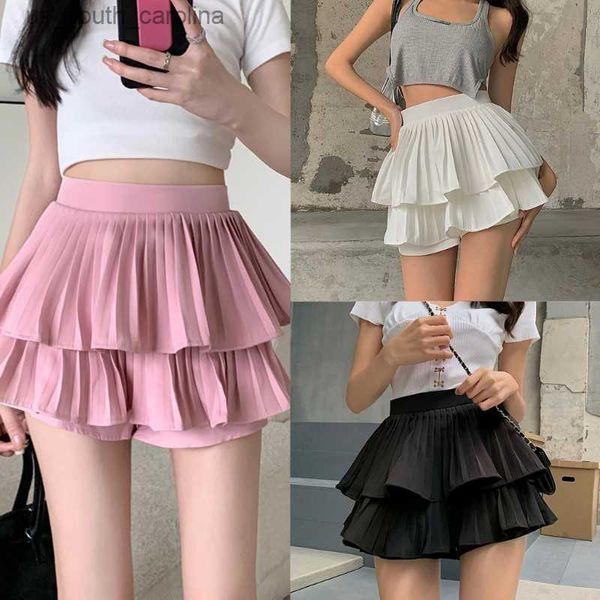 plain solid color a-line mini shorts skirt for womens high waist double layer tiered pleated ruffle short skater skort l230522, Black
plain solid color a-line mini shorts skirt for womens high waist double layer tiered pleated ruffle short skater skort l230522, Black