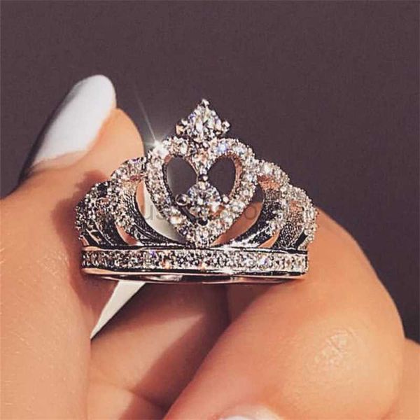 band rings milangirl luxury crown zirconia zircon ring women's wedding party crystal ring jewelry wedding rings for women j230531, Silver
band rings milangirl luxury crown zirconia zircon ring women's wedding party crystal ring jewelry wedding rings for women j230531, Silver