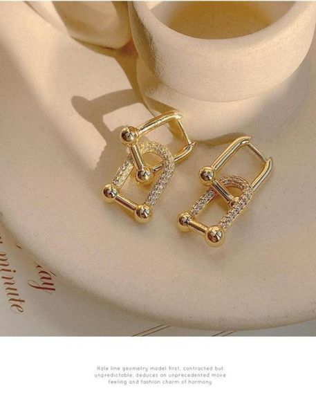dangle chandelier geometric shape two ways to wear earrings korean fashion cool wind ear buckle retro niche design women jewelry1823032, Silver
dangle chandelier geometric shape two ways to wear earrings korean fashion cool wind ear buckle retro niche design women jewelry1823032, Silver