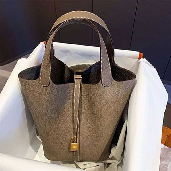 original edition 7a h home designer picotin lock bags leather vegetable basket bucket handbag women 2023 spring summer fashion versatile lar
original edition 7a h home designer picotin lock bags leather vegetable basket bucket handbag women 2023 spring summer fashion versatile lar