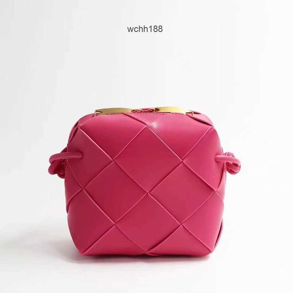 green bag bottegas evening crossbody bags 2023 designer small girl lingge camera leather cassettes cross body woven handbags box square 6wul
green bag bottegas evening crossbody bags 2023 designer small girl lingge camera leather cassettes cross body woven handbags box square 6wul