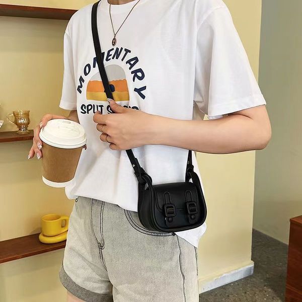 exquisite mini mobile phone bag fashion one-shoulder crossbody bag beautiful candy color seiko detailed manufacturers direct sales
exquisite mini mobile phone bag fashion one-shoulder crossbody bag beautiful candy color seiko detailed manufacturers direct sales