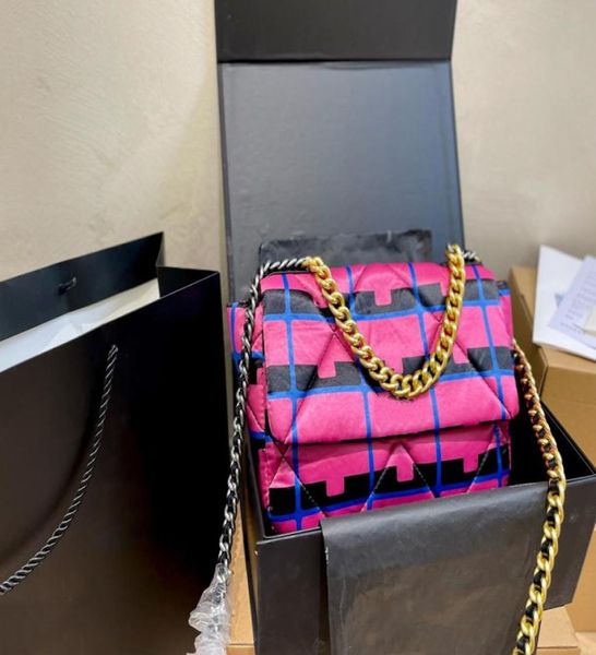 2022ss women039s satin cf bag flap cross design 19 bags of original cowhide classic bags metal mini handbag shoulder bags women9855939
2022ss women039s satin cf bag flap cross design 19 bags of original cowhide classic bags metal mini handbag shoulder bags women9855939