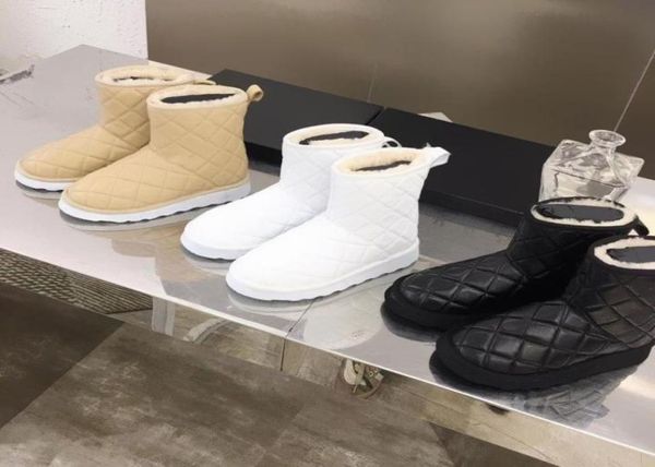 2021 fashion snow boots women039s short warm leather in winter metal logo 3541 size1006798, Black
2021 fashion snow boots women039s short warm leather in winter metal logo 3541 size1006798, Black