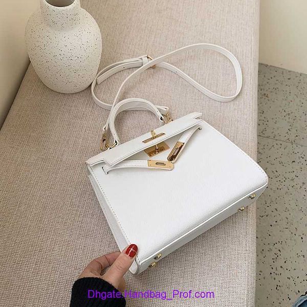 designer h home kelys tote bag online shop women's 2023 new second generation alligator mini small portable one shoulder messenger chai
designer h home kelys tote bag online shop women's 2023 new second generation alligator mini small portable one shoulder messenger chai