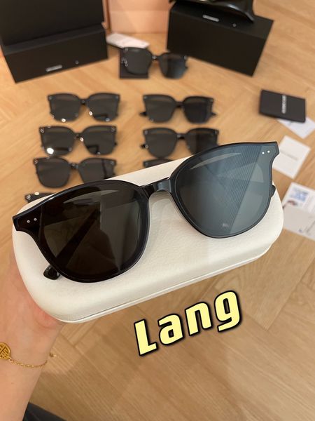 "fresh styles - new designs to add some fashionable flair to your sunglass collection", White;black
"fresh styles - new designs to add some fashionable flair to your sunglass collection", White;black