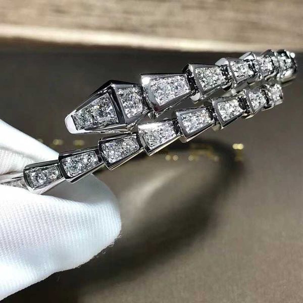 designer luxury belgary brand full snake bone spring bare head and tail diamond open bracelet fashion trend, Black
designer luxury belgary brand full snake bone spring bare head and tail diamond open bracelet fashion trend, Black