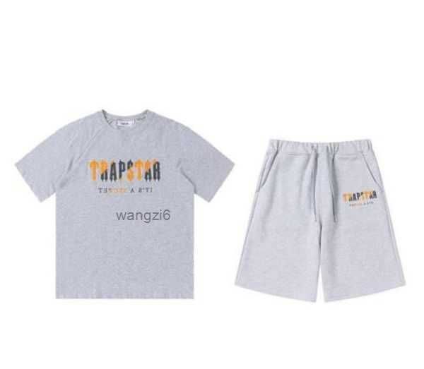 men's t-shirts trapstar t designer black and grey rainbow color summer sports fashion cotton cord sleeve m xl 5 x4tc, White;black
men's t-shirts trapstar t designer black and grey rainbow color summer sports fashion cotton cord sleeve m xl 5 x4tc, White;black