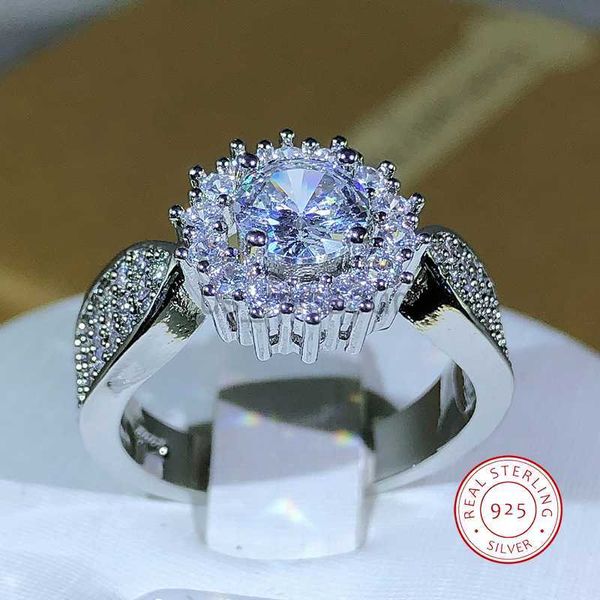 band rings classic many prong main white zircon ring 925 silver for ladies party cookic party jewelry gift j230531
band rings classic many prong main white zircon ring 925 silver for ladies party cookic party jewelry gift j230531