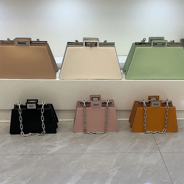 tote bag classic women handbag leather shoulder crossbody bag elegant noble ladies handbag
tote bag classic women handbag leather shoulder crossbody bag elegant noble ladies handbag