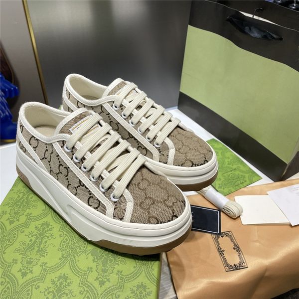 designer classic casual shoes beige canvas shoes spliced breathable upper women sports shoes gift shopping bag with shoe box shoe sizes 35-4, Black
designer classic casual shoes beige canvas shoes spliced breathable upper women sports shoes gift shopping bag with shoe box shoe sizes 35-4, Black