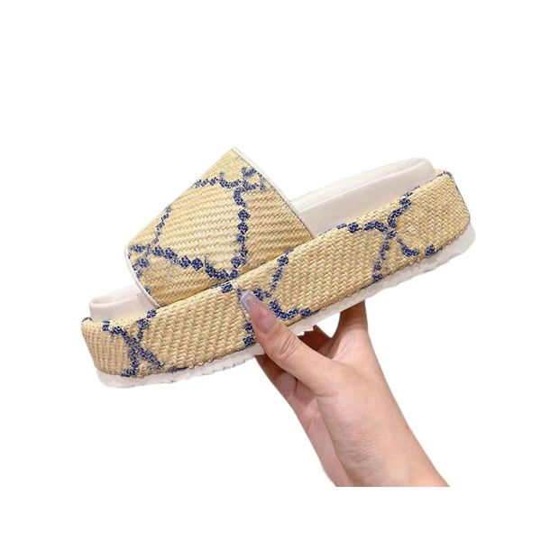 leisure women platform sandals designer slides flat slide beach slippers multicolor canvas linen fabric printing straps slipper classic sand, Black
leisure women platform sandals designer slides flat slide beach slippers multicolor canvas linen fabric printing straps slipper classic sand, Black