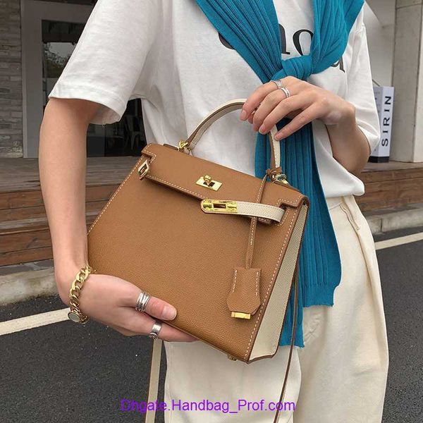designer hemrres kelys tote bag online shop genuine leather for womens fashionable and high end feel color matching palm pattern temperament
designer hemrres kelys tote bag online shop genuine leather for womens fashionable and high end feel color matching palm pattern temperament
