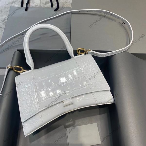 10A designer bag handbag high quality mini crossbody bag White luxurys bags for women Fashion mirror quality bags Alligator embossing Top quality gift box packaging
10A designer bag handbag high quality mini crossbody bag White luxurys bags for women Fashion mirror quality bags Alligator embossing Top quality gift box packaging